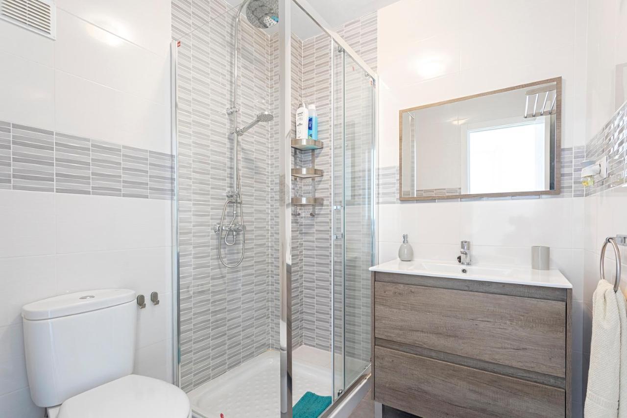 Atico Frente Al Mar - Vistas, Piscina, Terrazas, Parking! Leilighet Benalmádena Eksteriør bilde